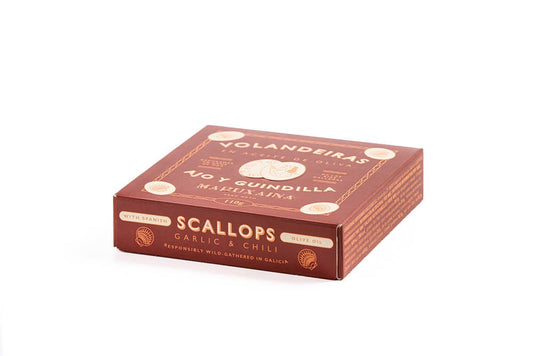 Maruxaina. Scallops in Spanish in Olive Oil, Garlic & Chili.